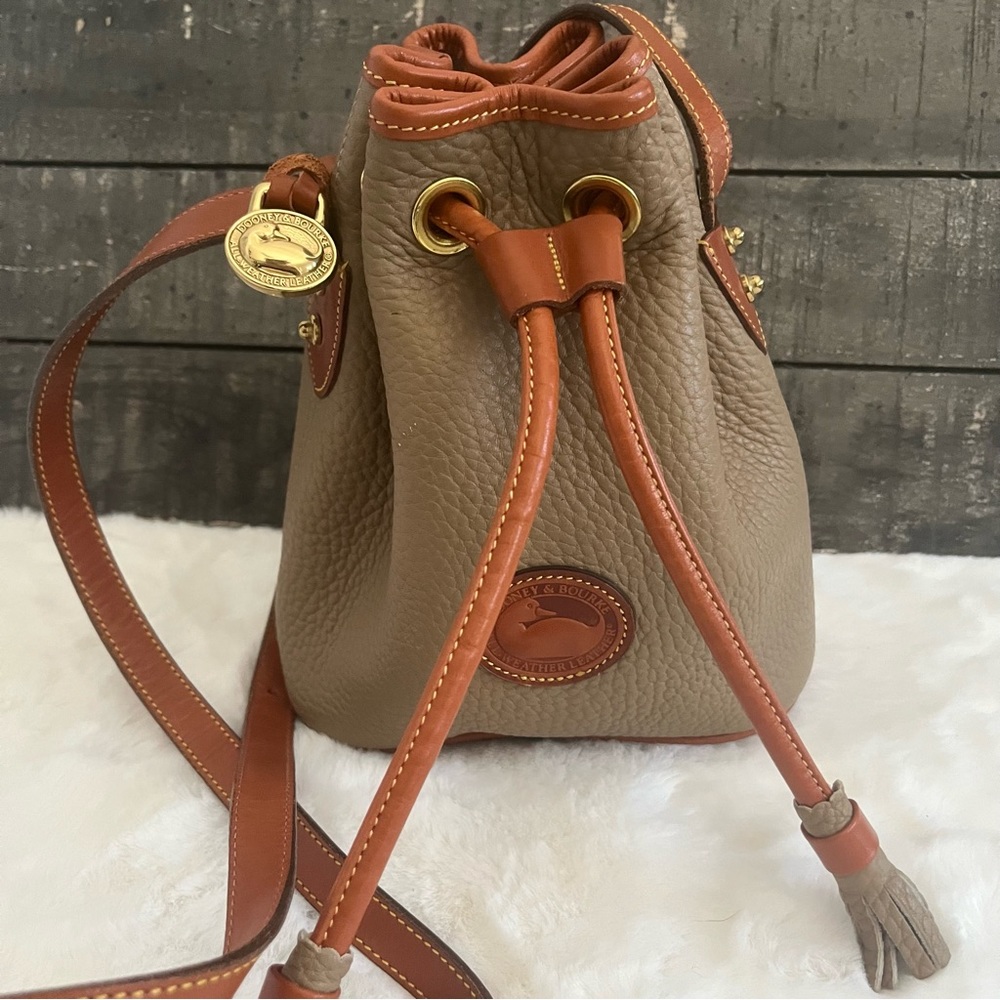 DOONEY & BOURKE Vintage Small Bucket Drawstring Adjustable Strap - Picture 10 of 14